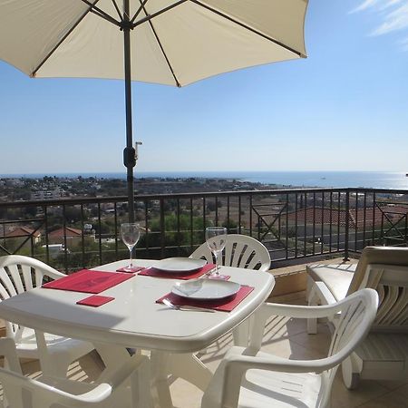 Melania Apartment Paphos Ngoại thất bức ảnh