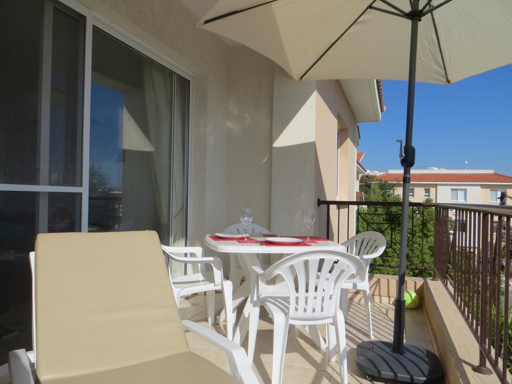 Melania Apartment Paphos Ngoại thất bức ảnh