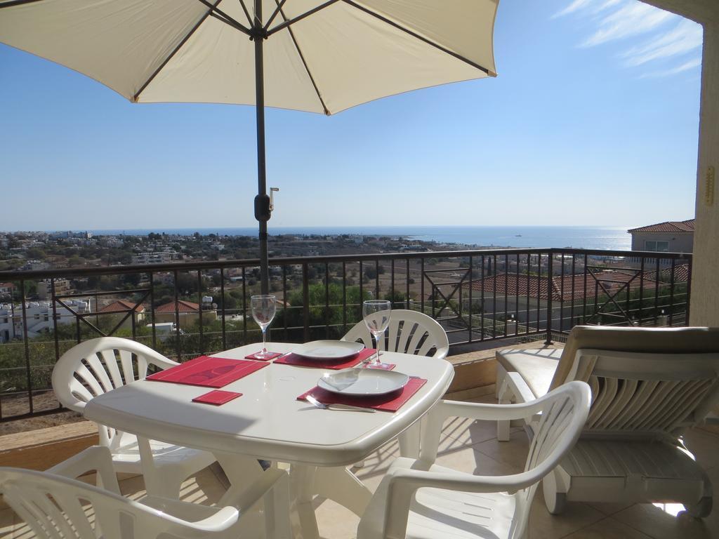 Melania Apartment Paphos Ngoại thất bức ảnh